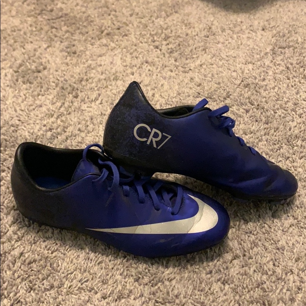 Boy’s Nike Mercurial CR7 cleats 5Y